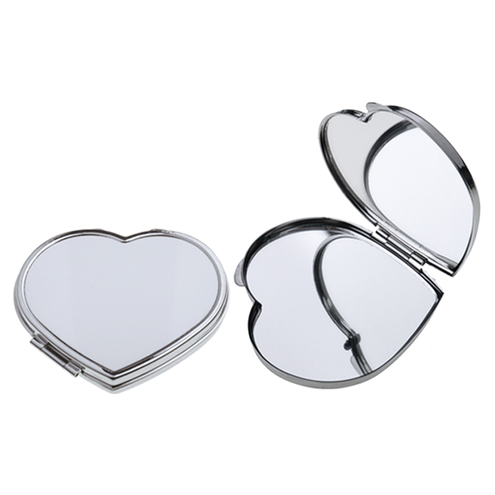 Heart Dressing Mirror